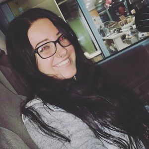 Meet your Posher, Rachel